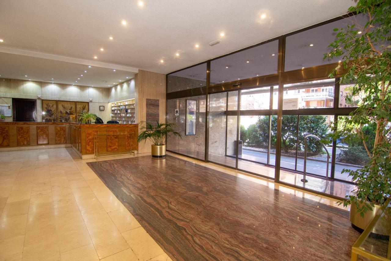 Apartamentos Centro Norte Madrid Luaran gambar